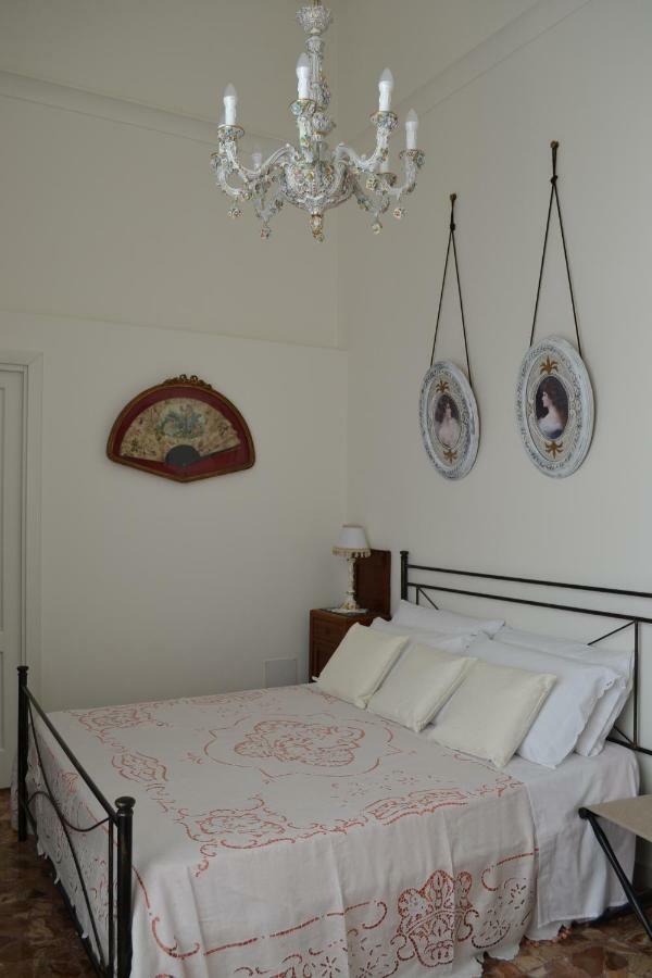 Le Signorine B&B Lecce Exteriér fotografie